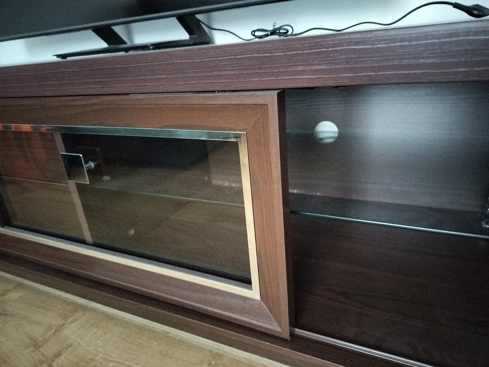 TV-meubel (İstikbal), Ophalen, Gebruikt, 150 tot 200 cm, Minder dan 100 cm