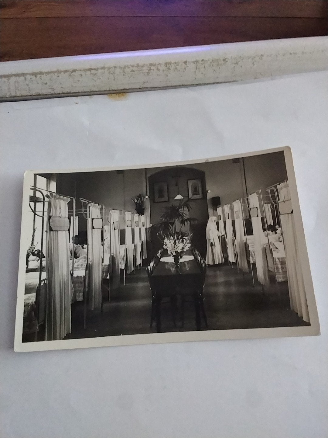 Oude foto Mariastichting Haarlem Vrouwenzaal, Ophalen of Verzenden, 1920 tot 1940, Gelopen