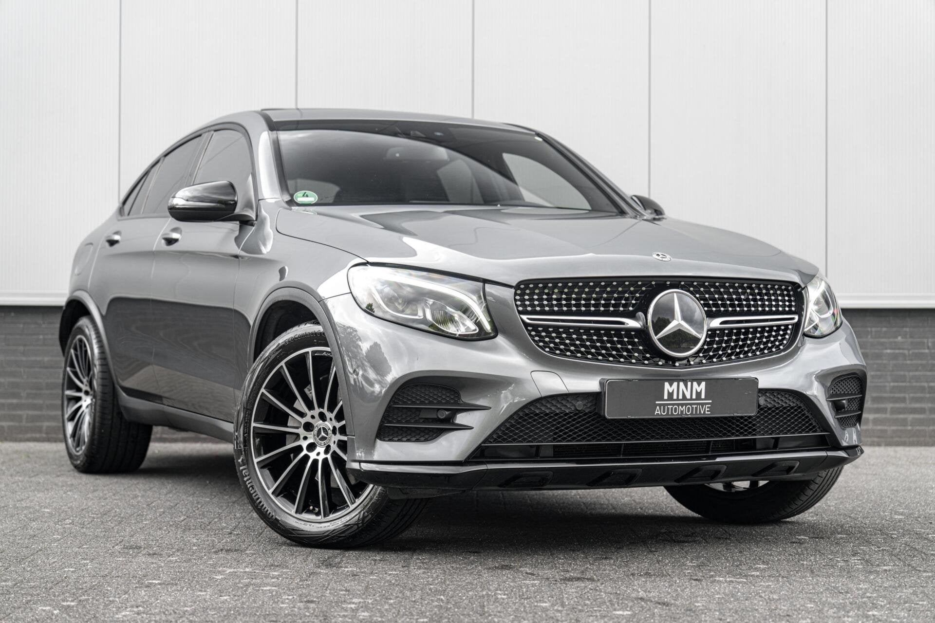 Mercedes-Benz GLC-klasse Coupé 250 4MATIC AMG |Pano|ACC|Cam, Auto's, Automaat, Gebruikt, 4 cilinders, Leder en Stof