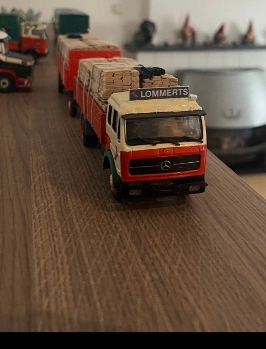 1/50 Code 3 Lommerts Mercedes Vrachtwagen met aanhanger, Ophalen of Verzenden, Zo goed als nieuw, Bus of Vrachtwagen