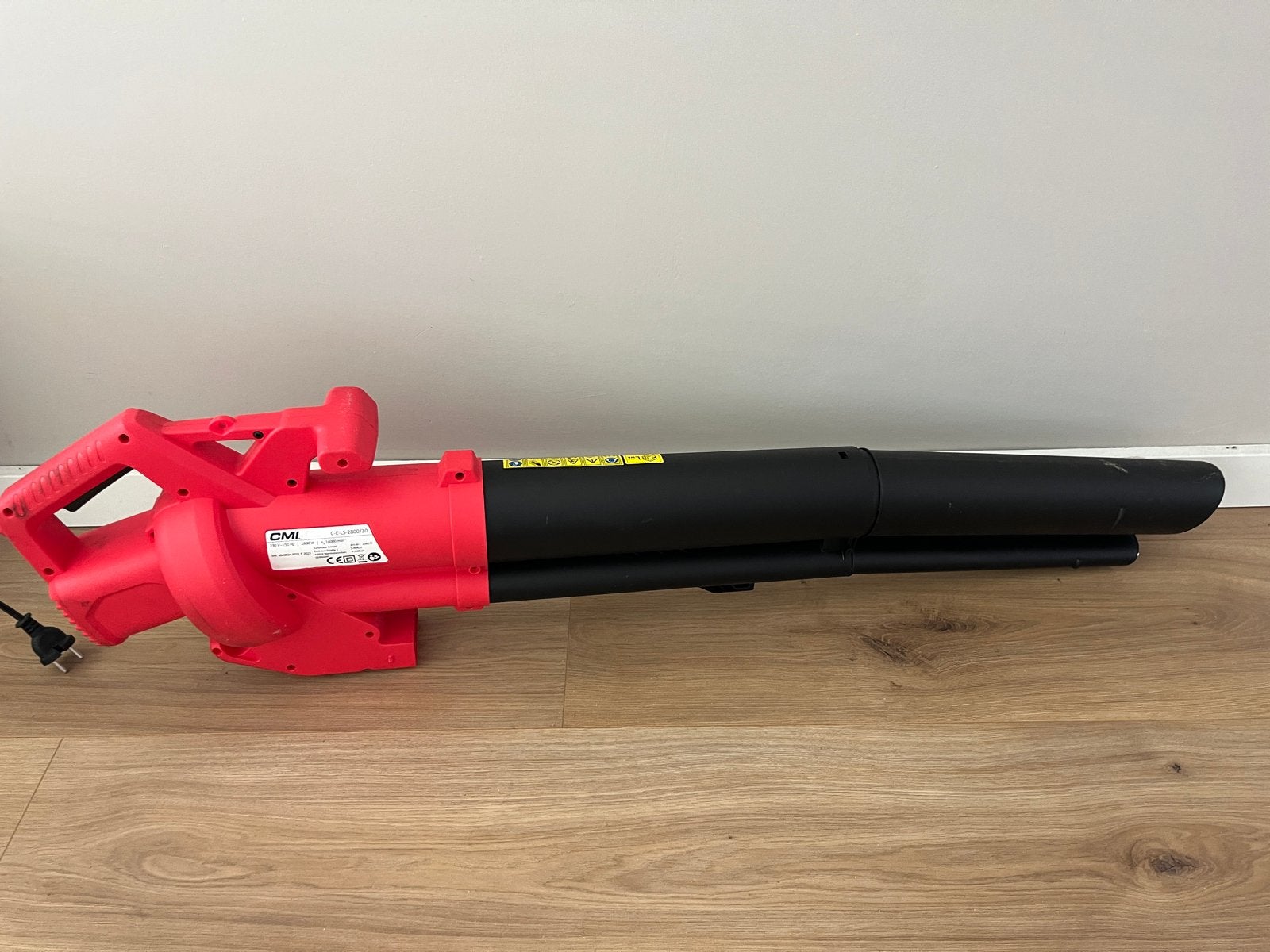 CMI Bladblazer C-E-LS-2800/30 - Krachtig en Efficiënt, Ophalen, Gebruikt, Elektrisch, Handgedragen