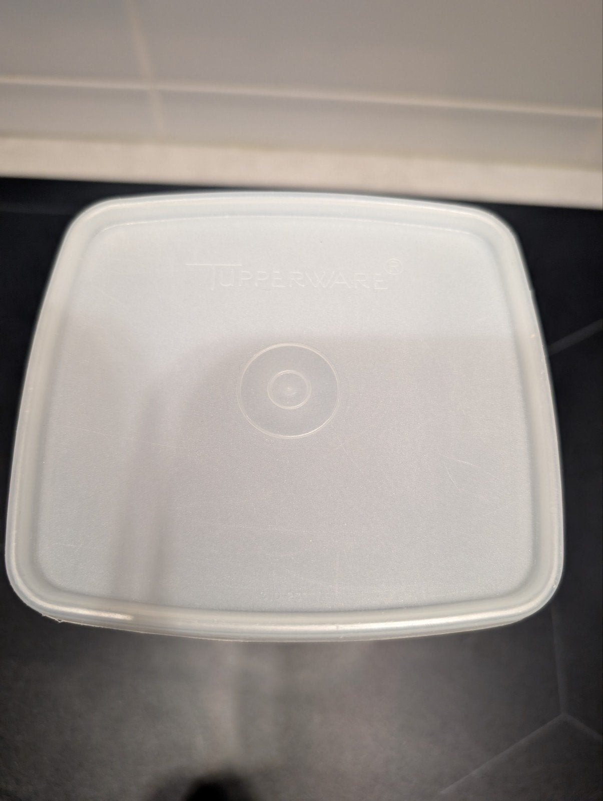 Tupperware - bewaardoos - hoog - ZGAN, Ophalen of Verzenden, Zo goed als nieuw, Wit, Bewaardoos
