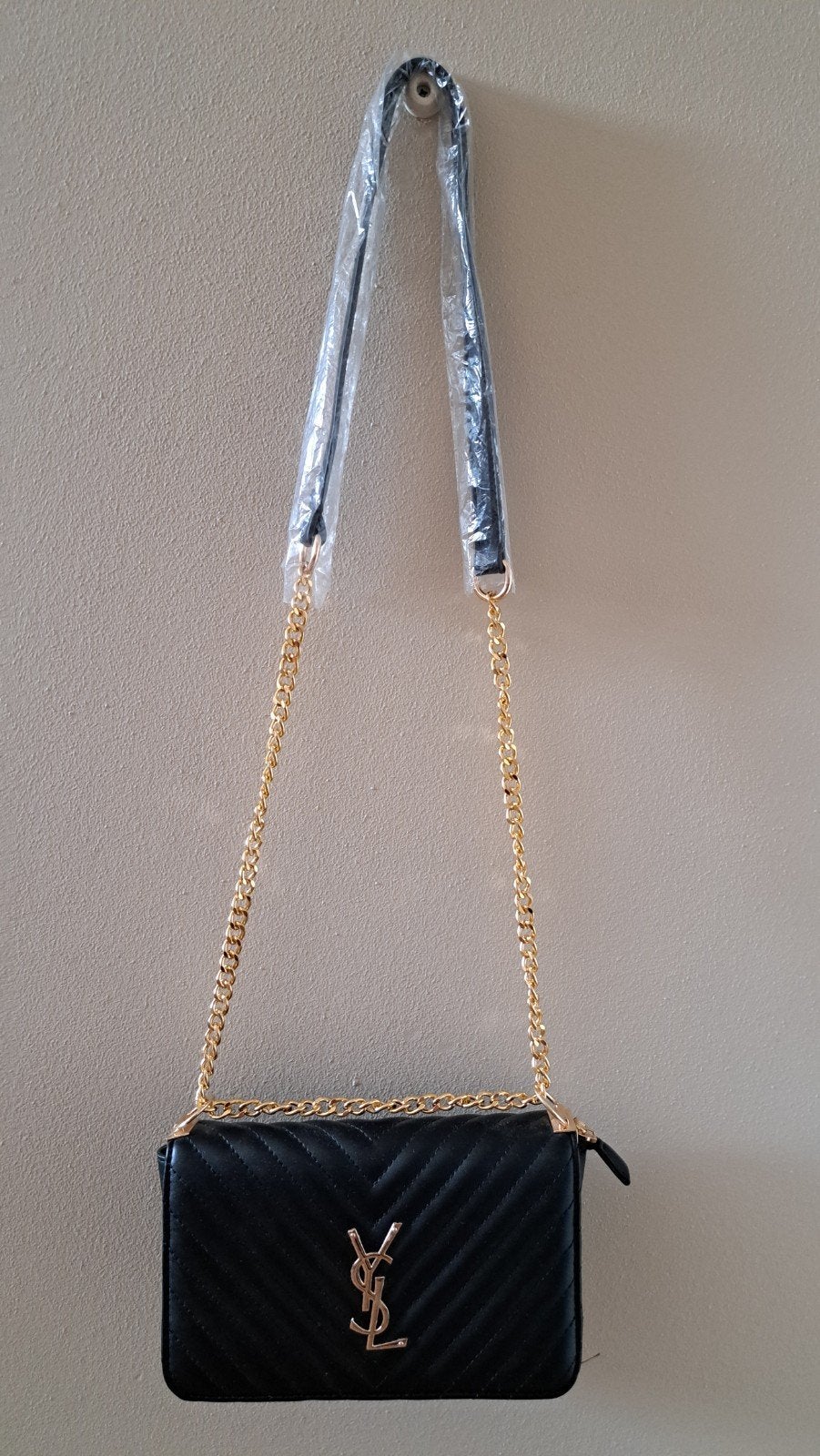 🌸 Saint Laurent Zwarte Schoudertas / handtas + Kliksluiting, Ophalen of Verzenden, Nieuw, Zwart, Schoudertasje