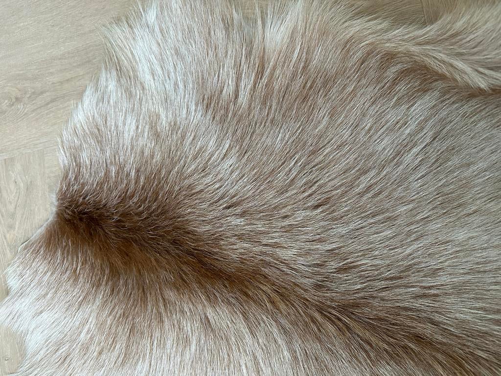 Geitenvacht geitenvel geitenhuid, Beige, Zo goed als nieuw, Overige vormen, 50 tot 100 cm