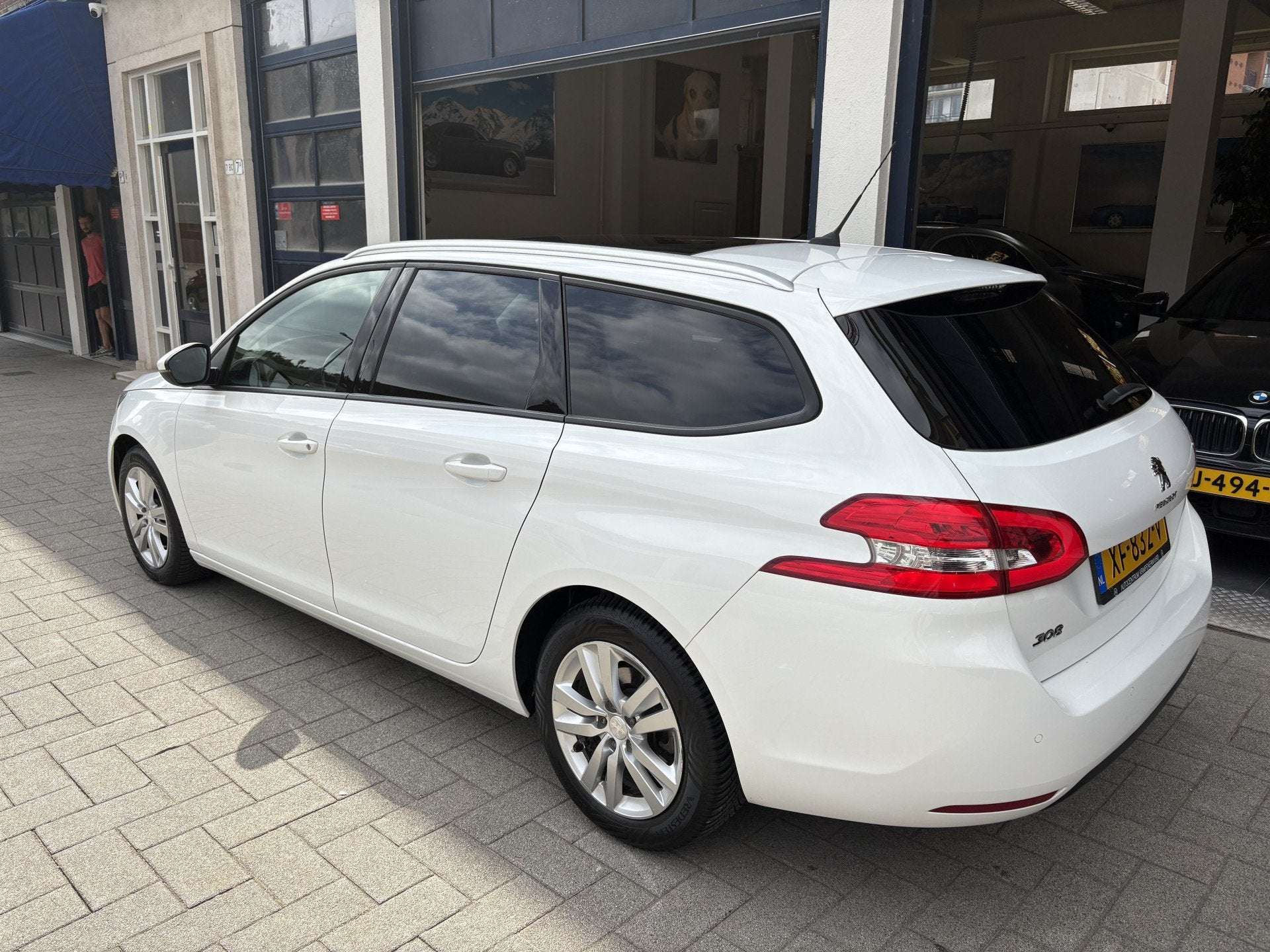 Peugeot 308 SW 1.2 P.T B Lease Executive NIEUWE DISTRIBUTIE., Voorwielaandrijving, Gebruikt, Euro 6, 1199 cc