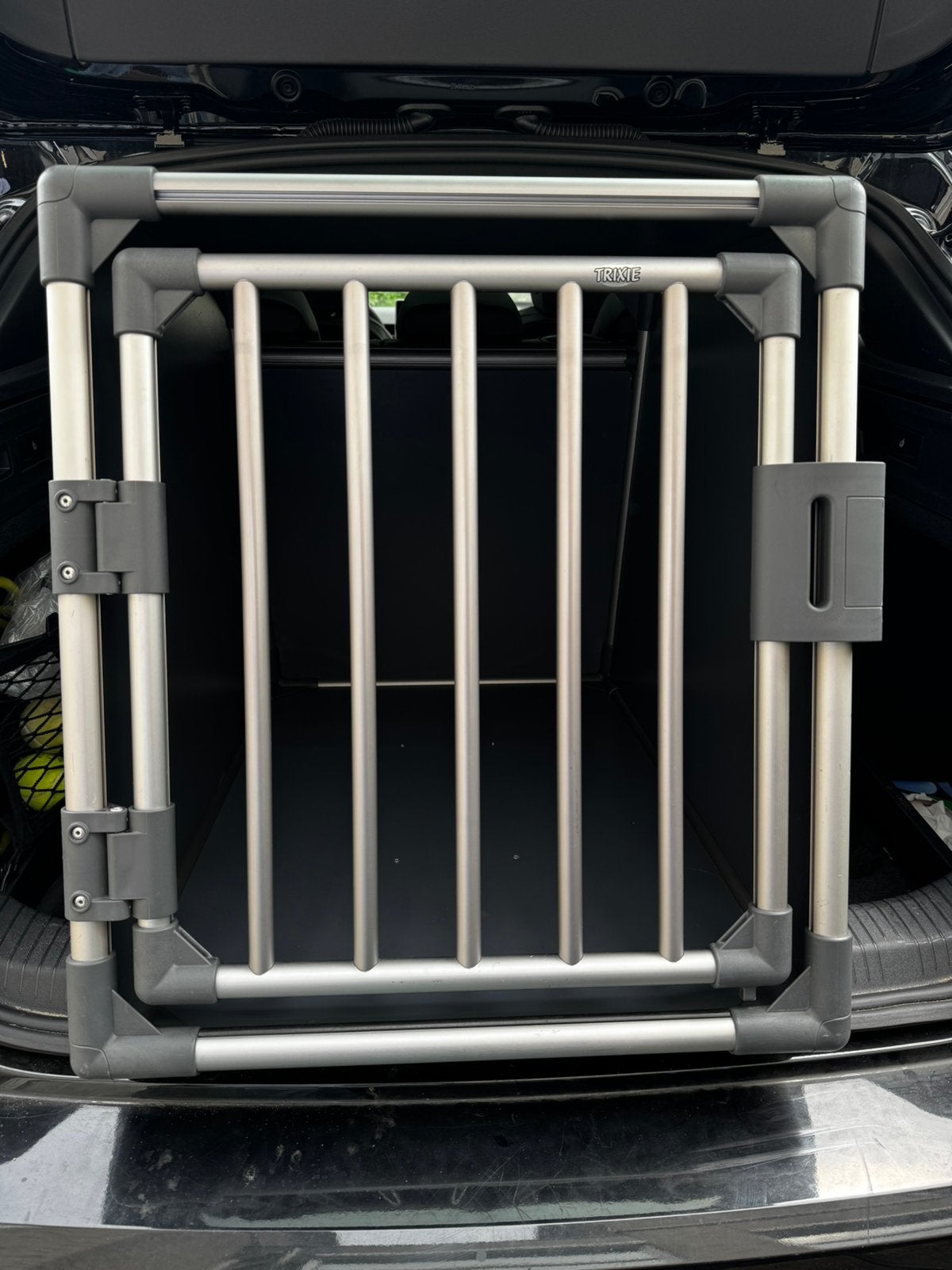 Trixie Aluminium Hondenbench / Vervoersbox M-L (61x65x86 cm), Dieren en Toebehoren, Ophalen, Zo goed als nieuw
