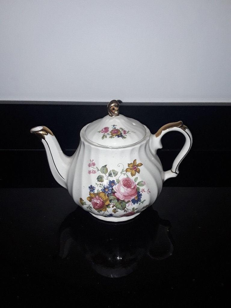 Chique Sadler theepot met bloemboeket, Overige merken, Verzenden, Zo goed als nieuw, Aardewerk