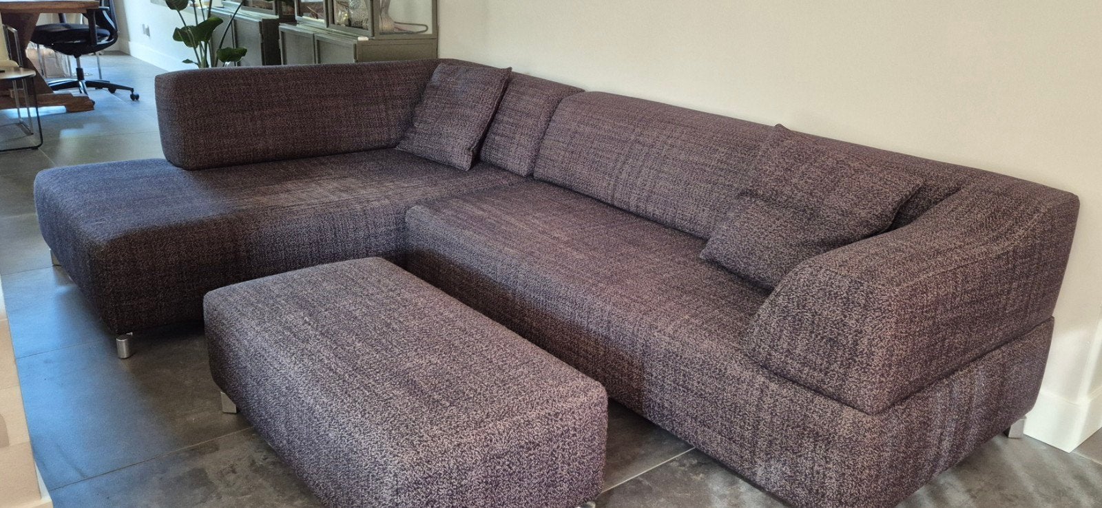 Hoekbank Leolux Faya Lobi met chaise longue en hocker, Ophalen, Modern, Comfortabel, 250 tot 300 cm, Gebruikt