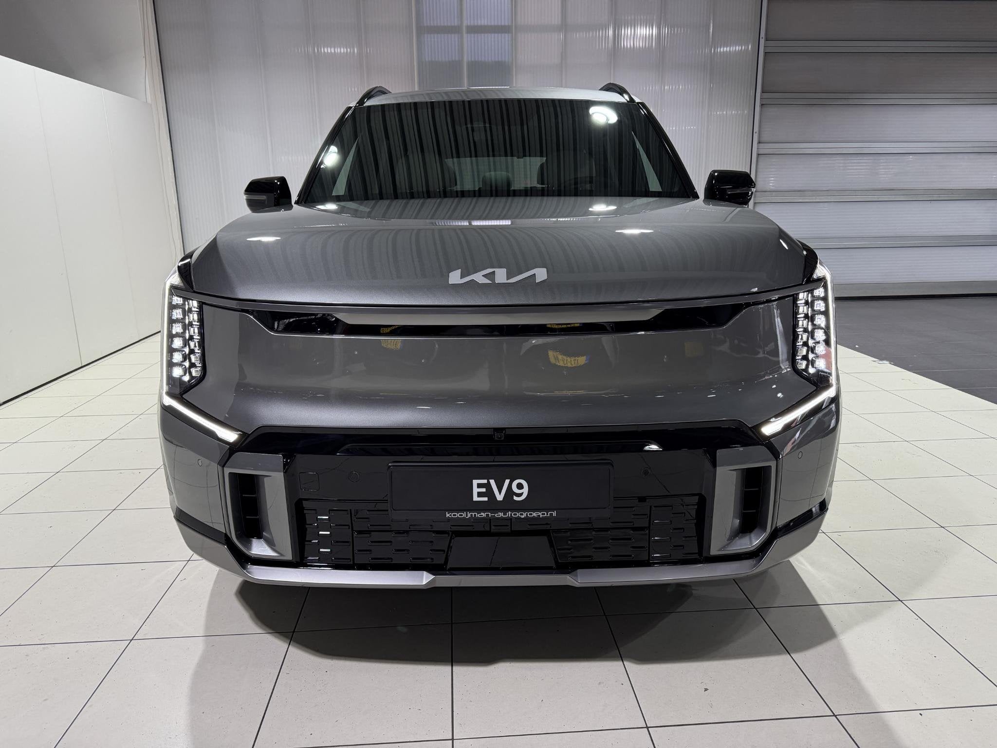 Kia EV9 GT-Line AWD 99.8 kWh uit voorraad leverbaar !, Auto's, Automaat, EV9, 7 stoelen, 505 km