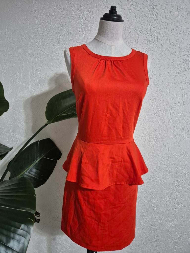 Oranje Peplum Jurk - Maat M, Kleding | Dames, Jurken, Oranje, Ophalen of Verzenden, Zo goed als nieuw, Maat 36 (S)