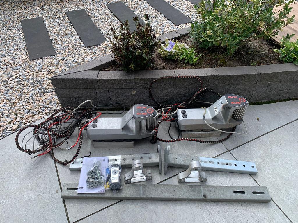 Te Koop. Alko mover incl montageset, Ophalen, Gebruikt