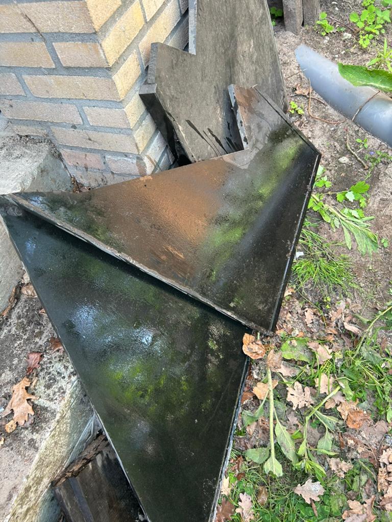 Natuursteen (reststukken aanrechtblad) GRATIS, Huis en Inrichting, Ophalen, Gebruikt, Zwart, Minder dan 100 cm