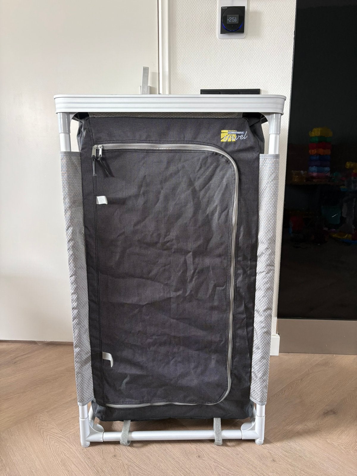Campart travel nice kastje, Ophalen, Zo goed als nieuw, Campingkast