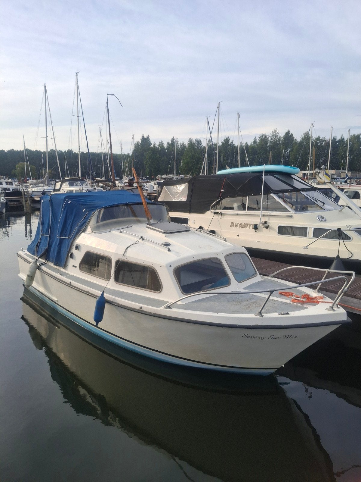 Waterland 700 kajuitboot dag recreatie, Gebruikt, Waterland, Kussenset, Benzine