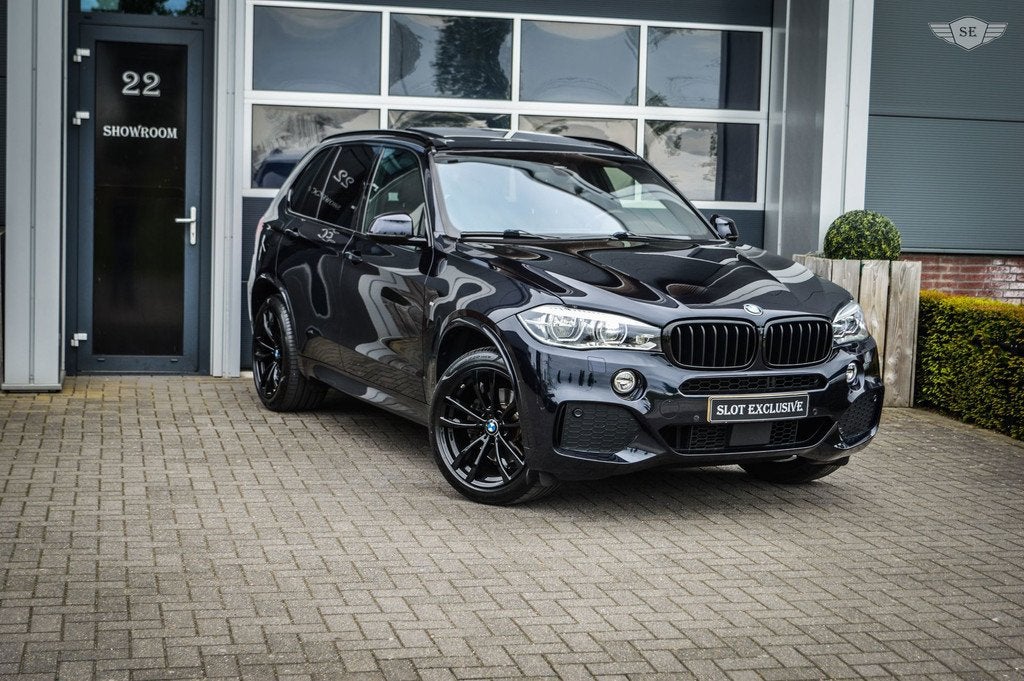 BMW X5 XDrive35i M Sport Edition|PANO|ADAPTIVE LED|HUD|ACC|T, Automaat, 2005 kg, Gebruikt, Zwart