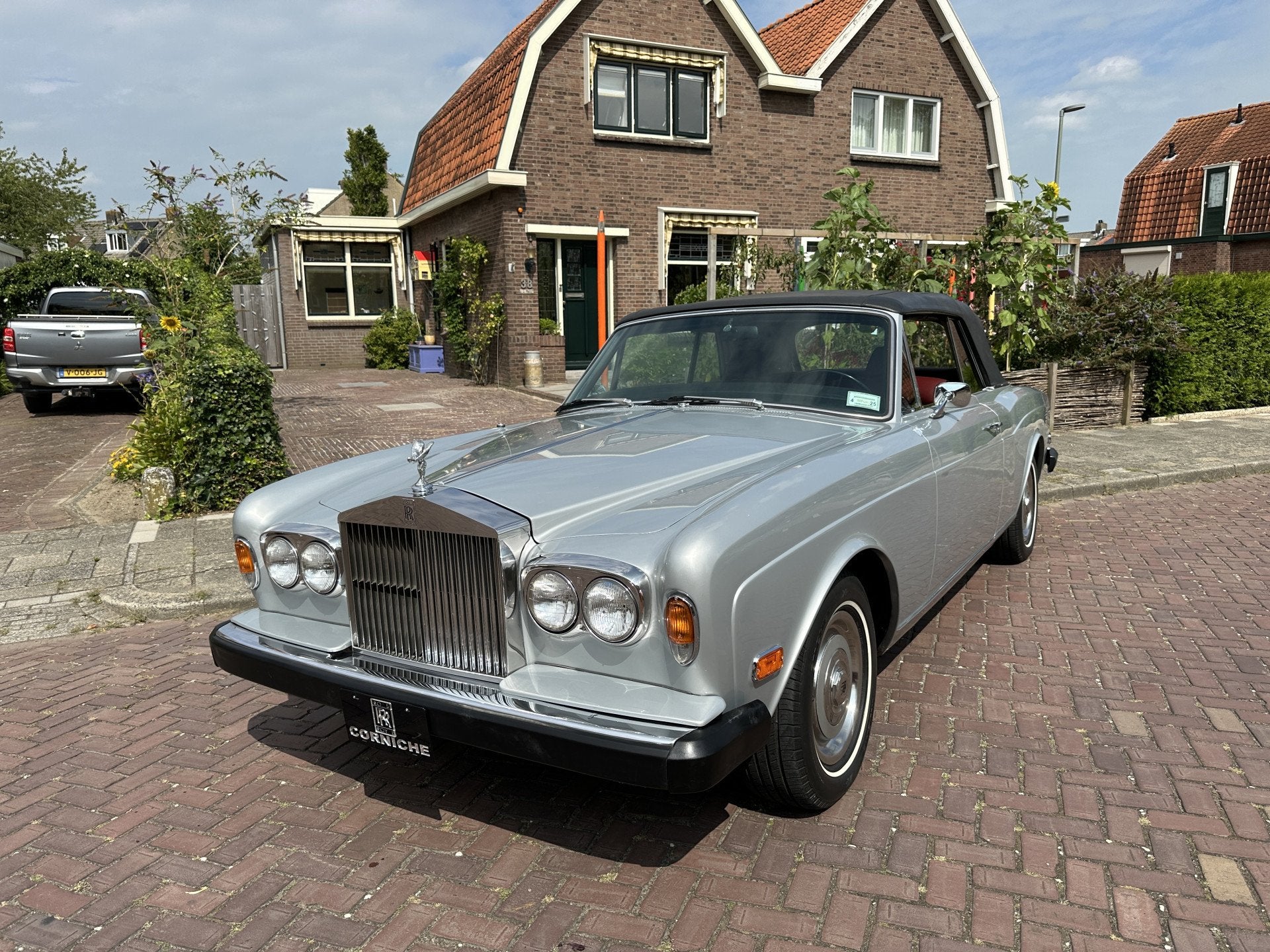 Rolls-Royce Corniche 6.8 Convertible (bj 1974, automaat), Automaat, Achterwielaandrijving, Cabriolet, Leder