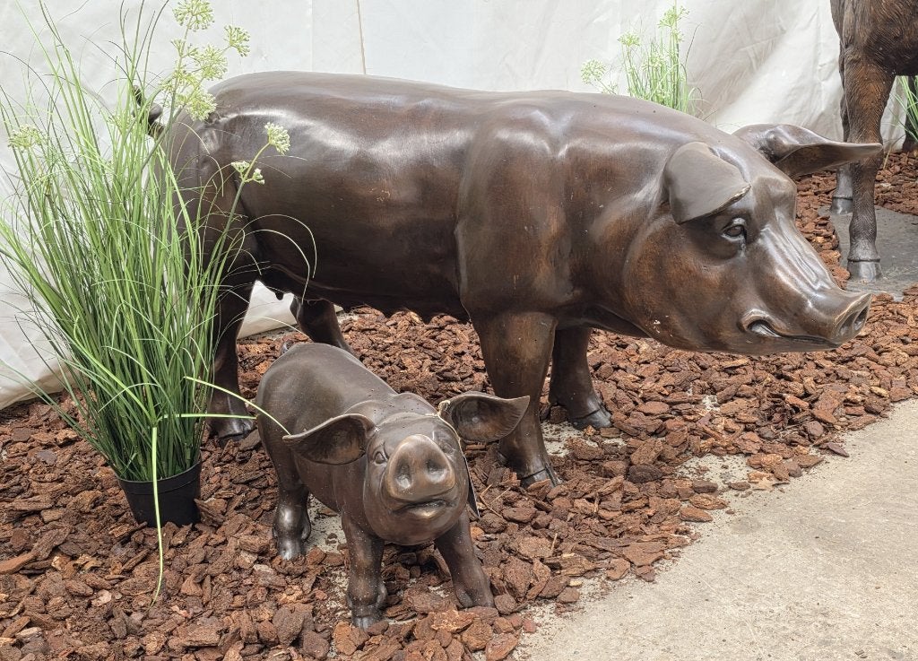 VARKEN / BRONZEN TUINBEELD / 2 MATEN, Dierenbeeld, Nieuw, Info@huisentuindecoratiemarie.nl, Huis en tuin decoratie marie