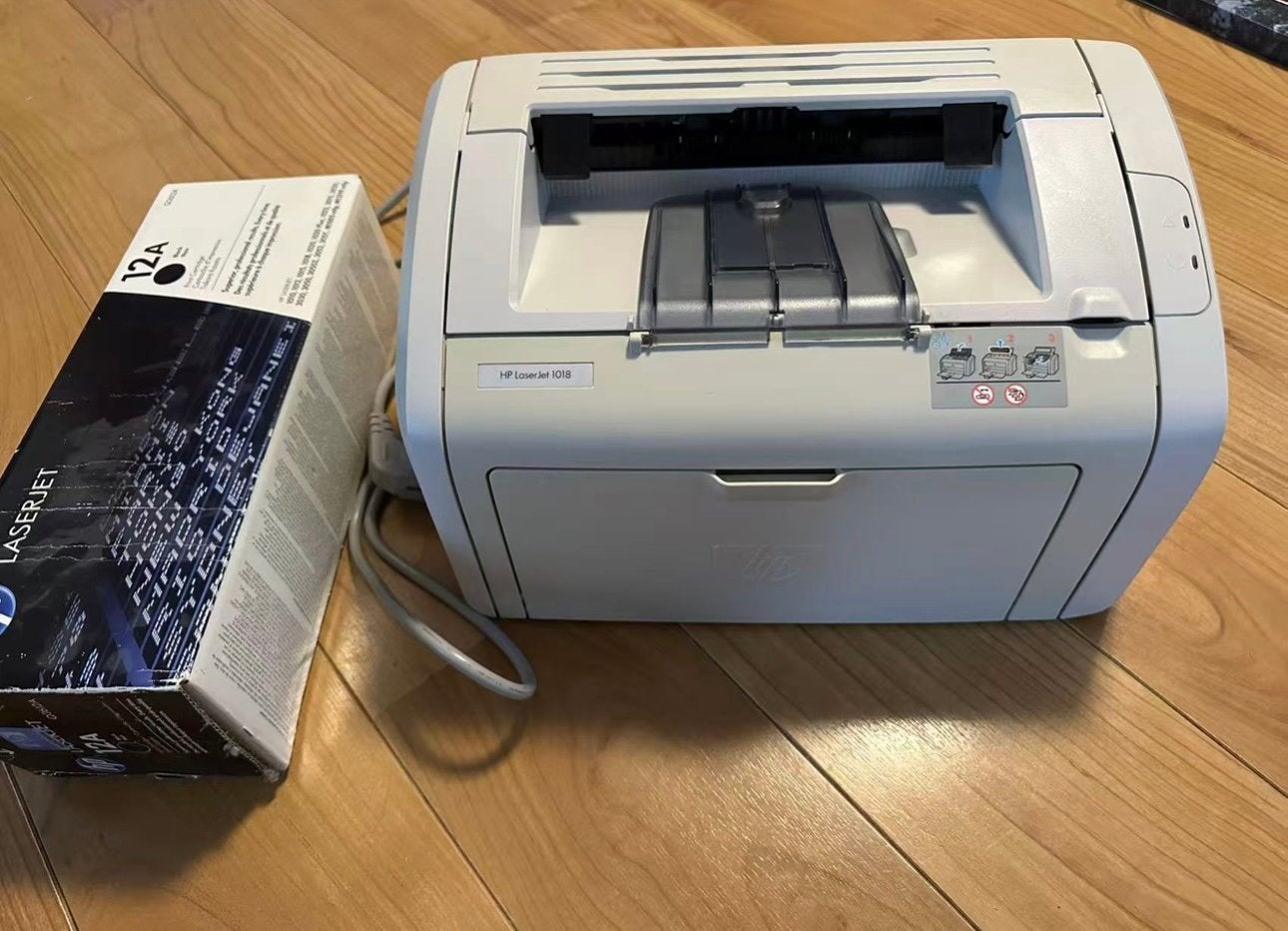 Hp laserjet printer(toner binnen), nog met een nieuwe toner, Ophalen of Verzenden, Zo goed als nieuw
