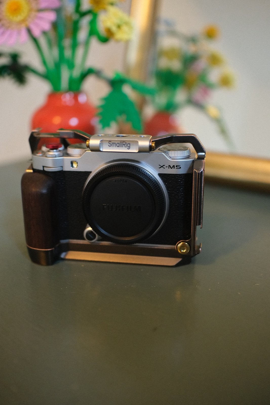 Fujifilm XM-5 body + Smallrig cage & Thumb grip - ZGAN, Audio, Tv en Foto, Fotografie | Professionele apparatuur, Ophalen of Verzenden