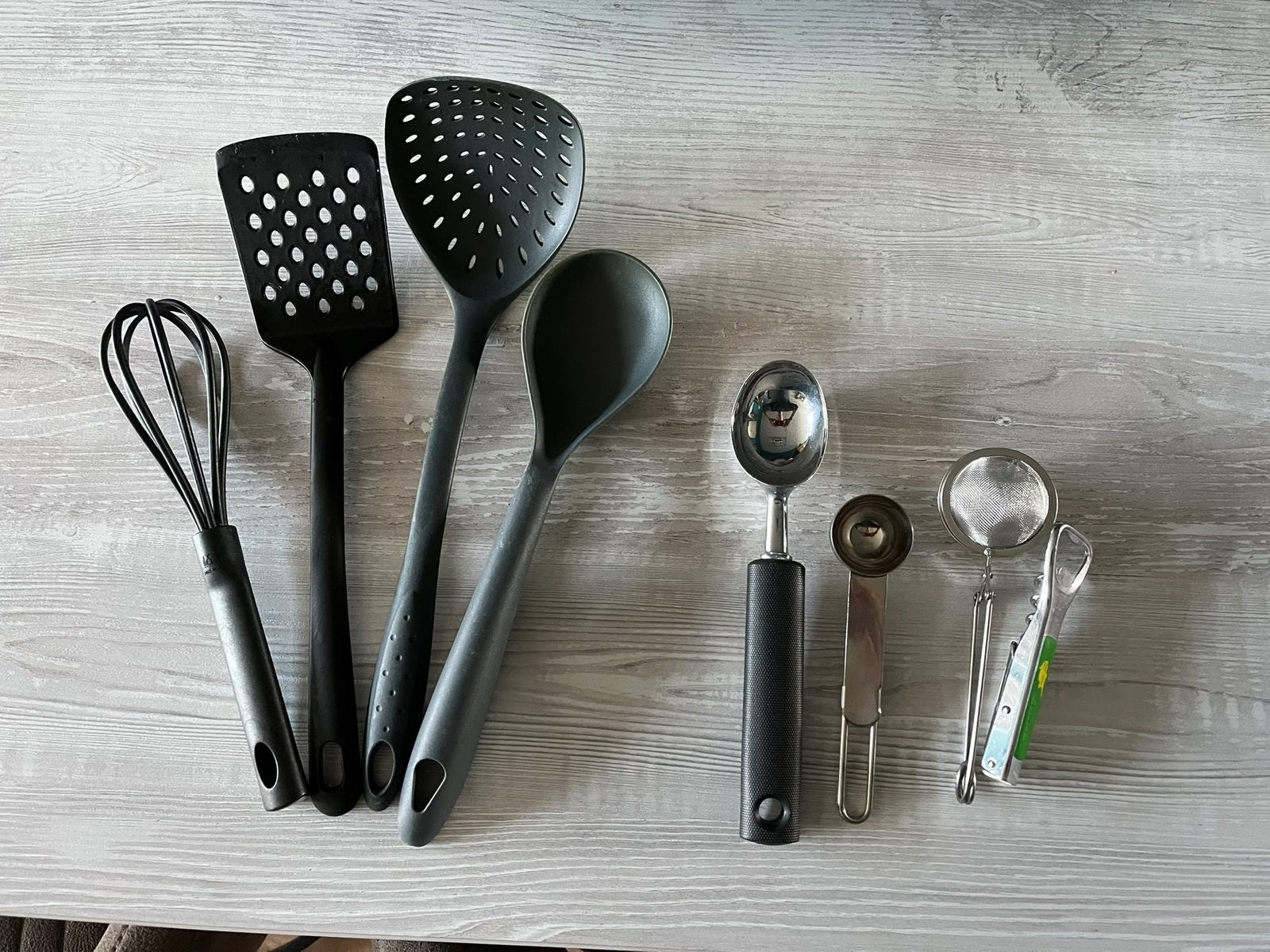 Keukenbenodigdheden set: spatels, lepel, garde, ijsschep, Kunststof, Ophalen of Verzenden, Zwart, Overige merken
