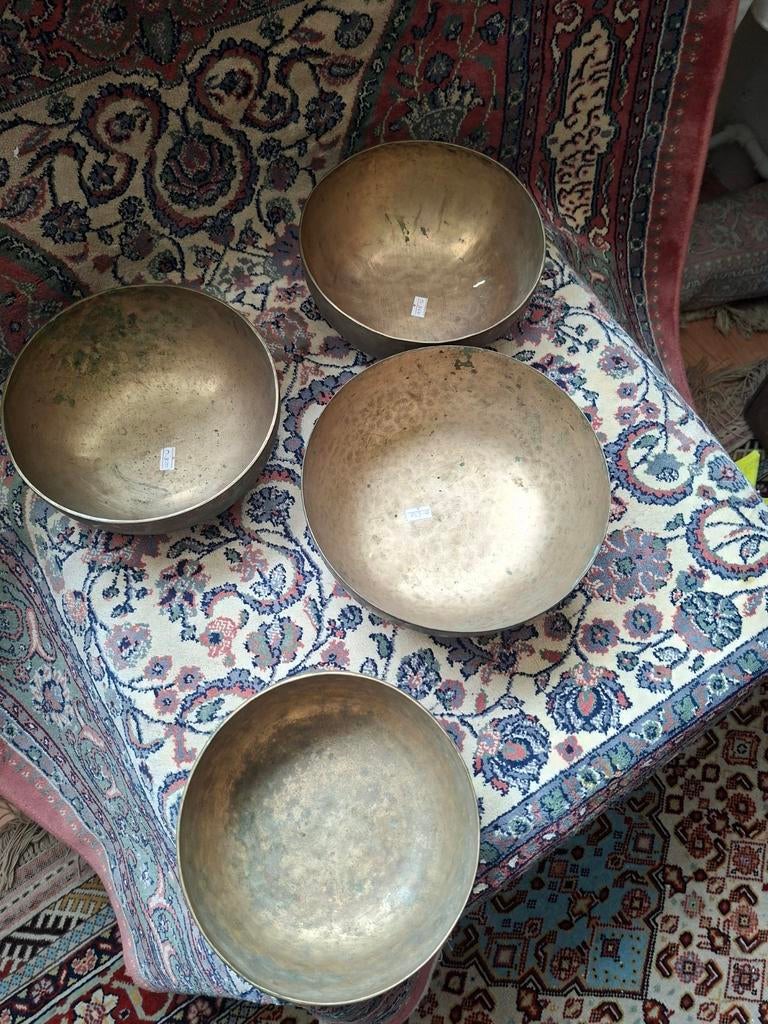 Oude klankschalen, soms heel oud., Muziek en Instrumenten, Drumstellen en Slagwerk, Ophalen, Gebruikt, Overige merken