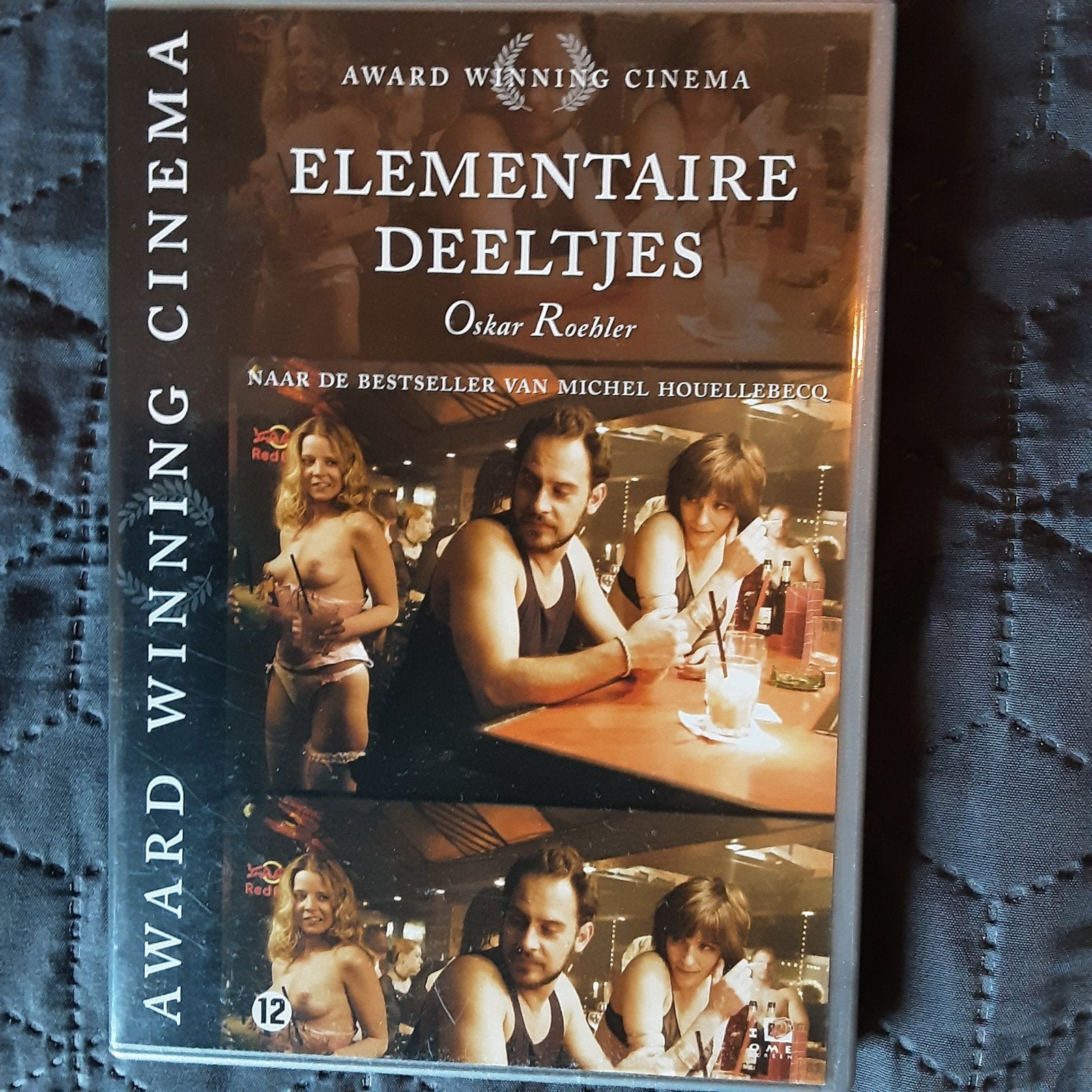 elementaire deeltjes, Cd's en Dvd's, Vanaf 12 jaar, Ophalen of Verzenden, Zo goed als nieuw, Nederlands