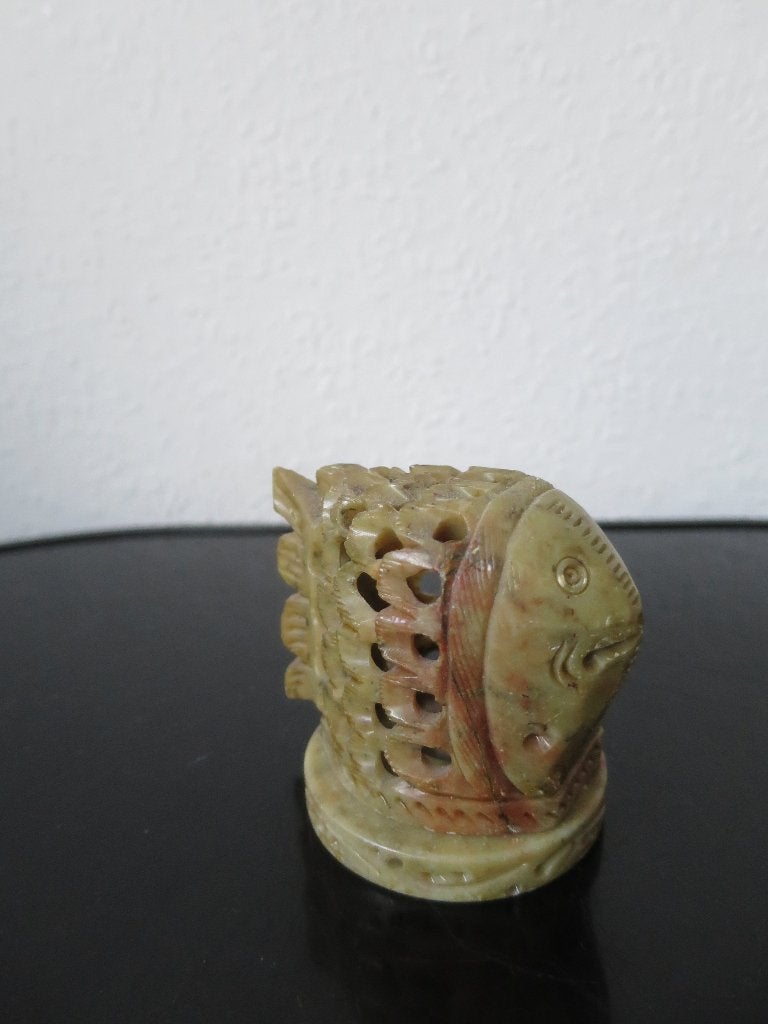 mooi beeldje van een vis uit speksteen 7 cm, Ophalen of Verzenden