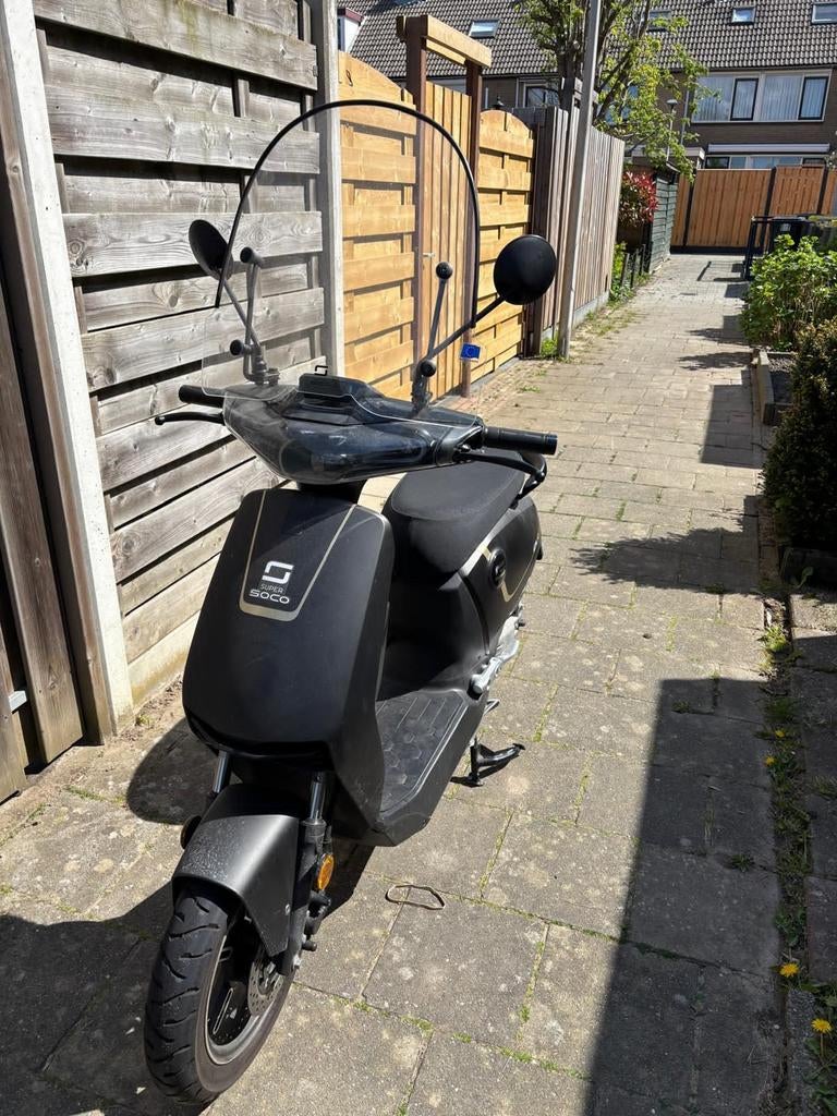 Super Soco elektrische scooter, Ophalen, Zo goed als nieuw, Elektrisch, Overige merken