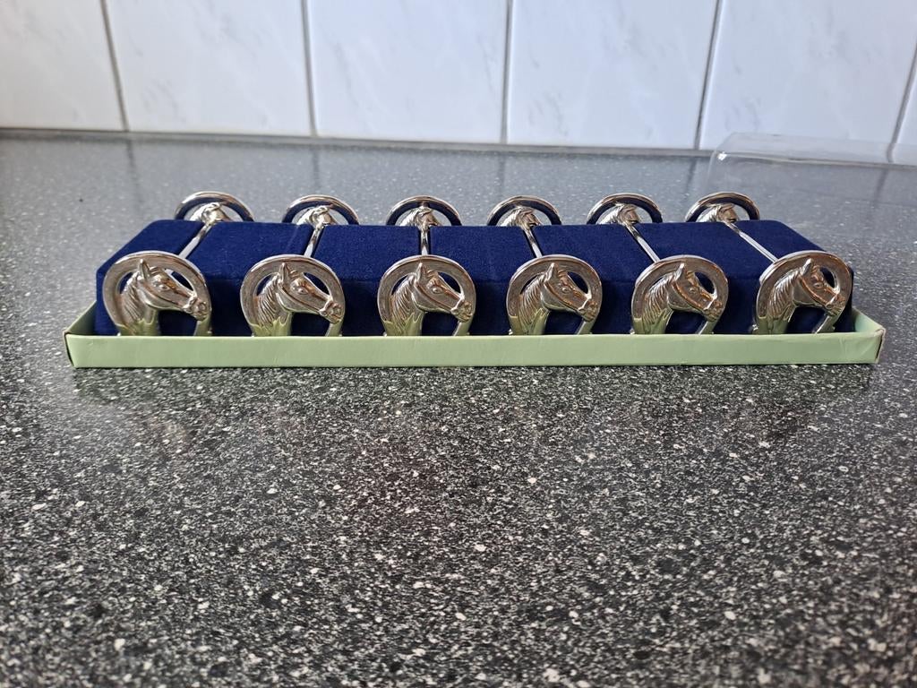 Vintage verzilverde bestekhouders paard hoefijzer., Ophalen of Verzenden, Zo goed als nieuw, Metaal, N.v.t