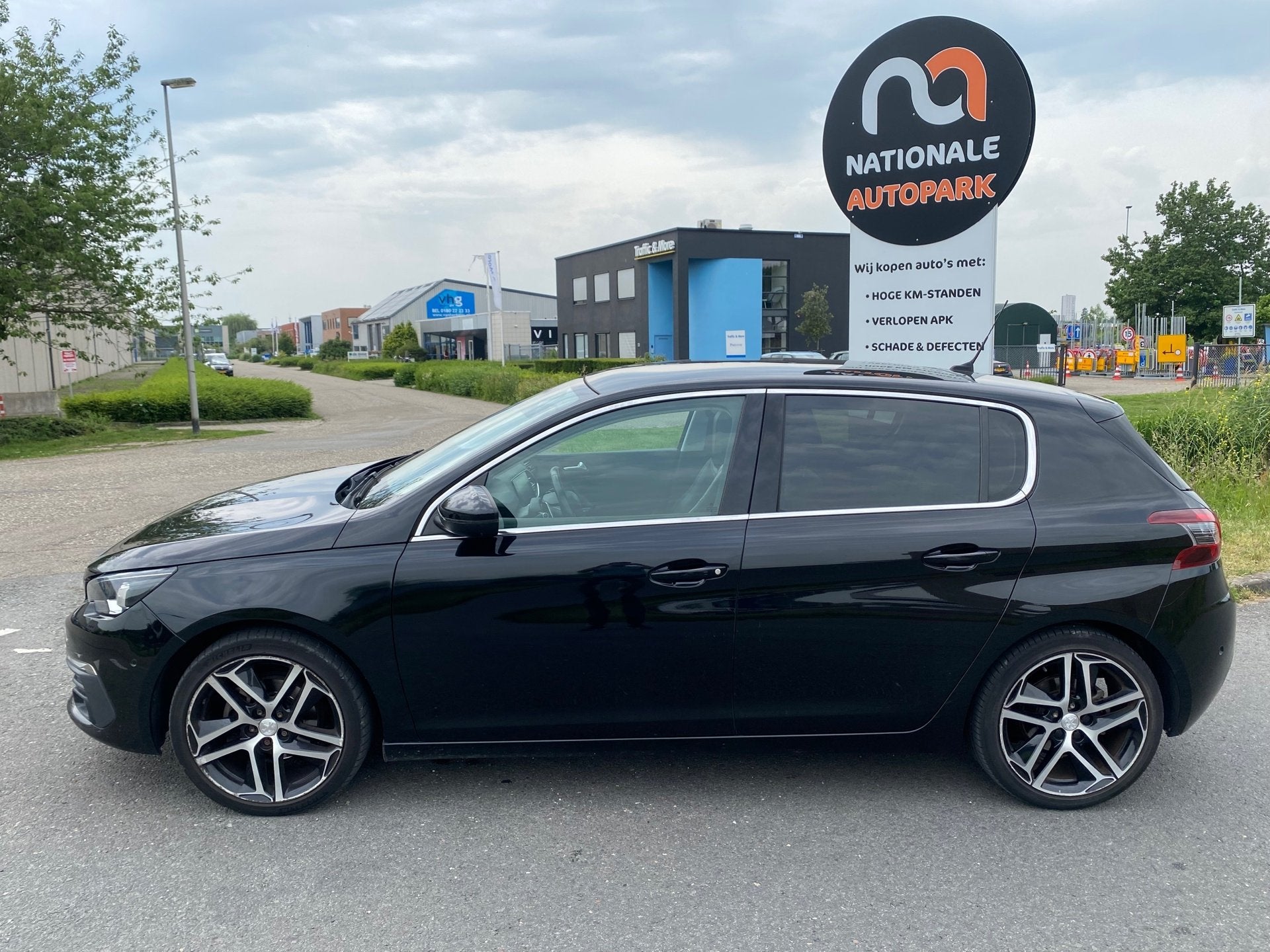 Peugeot 308 2019 * 1.2 PureTech Blue Lease Premium * AUTOMAA, Auto's, Gebruikt, Euro 6, 1199 cc, 610 kg