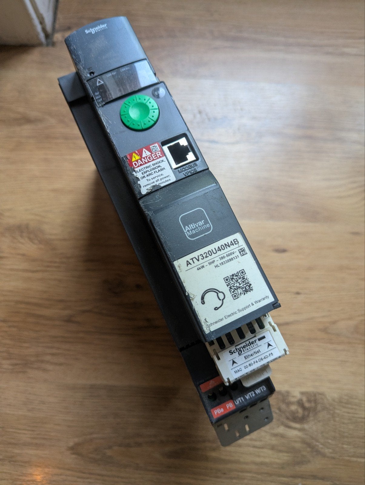 Frequentie reg. SE Altivar ATV320U40N4B 4kW+Ethernet module, Ophalen of Verzenden