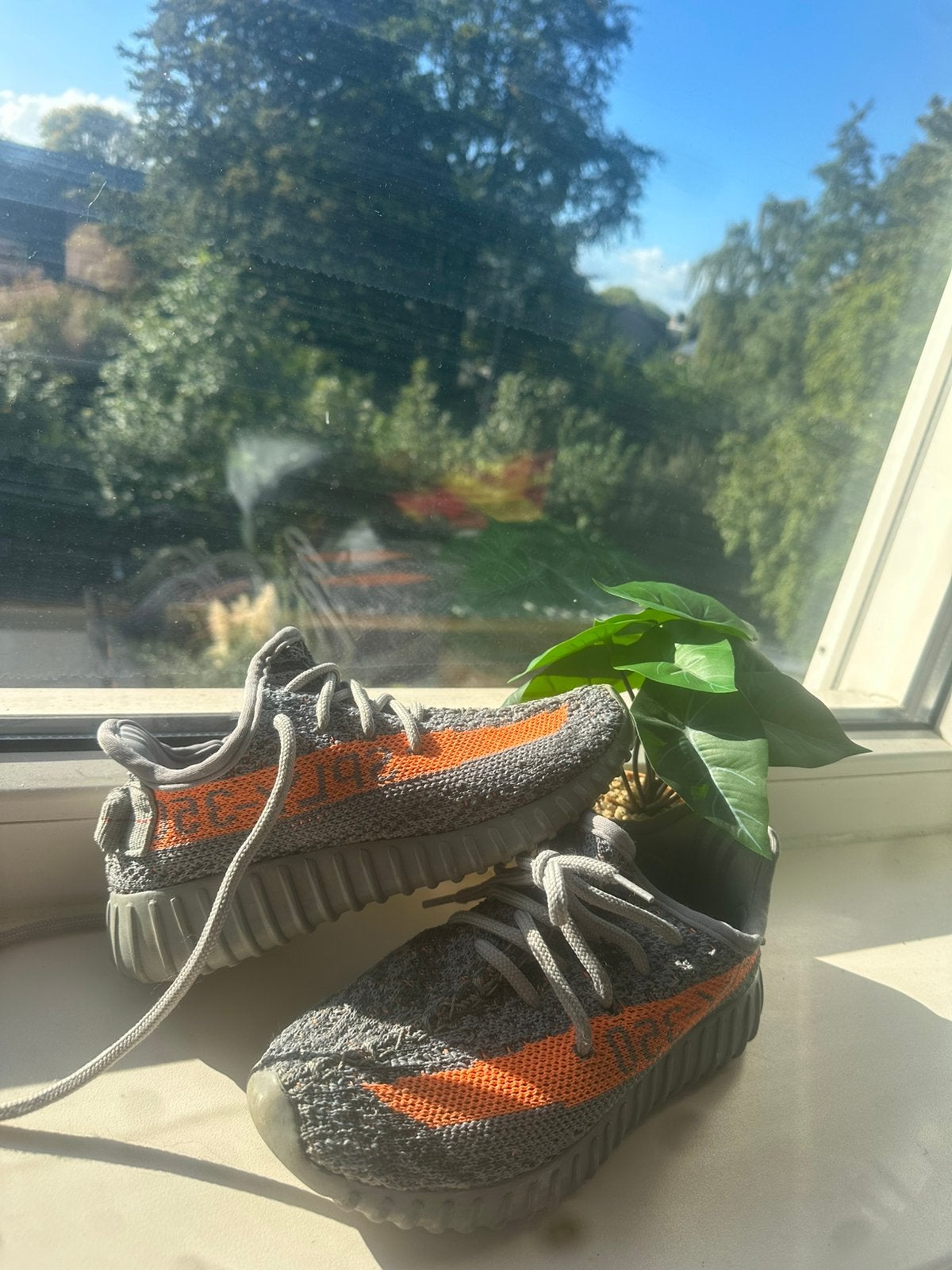 Adidas Yeezy Boost 350 V2 ( Beluga ), Ophalen, Schoentjes, Jongetje of Meisje, Zo goed als nieuw
