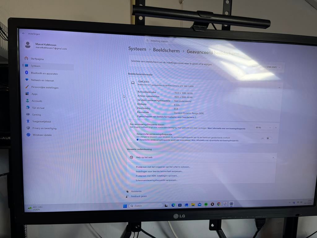 LG 32WL30MS, Computers en Software, Monitoren, Ophalen, Zo goed als nieuw, 60 Hz of minder
