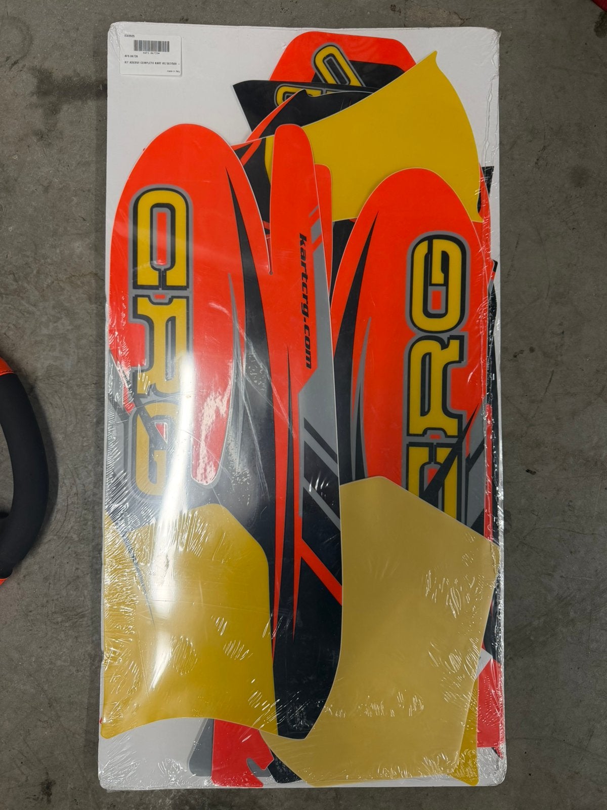 Crg 2025 stuur & crg 2025 stickerset, Sport en Fitness, Ophalen of Verzenden, Zo goed als nieuw, Onderdelen Kart