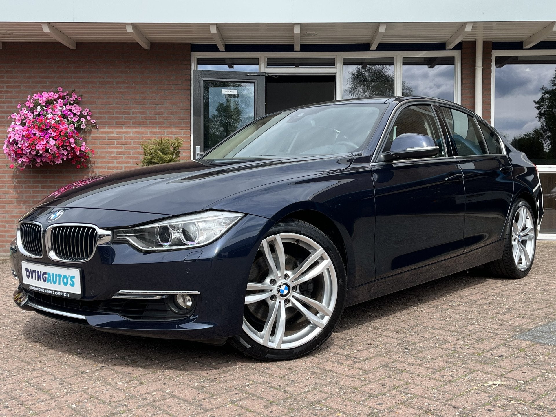 BMW 3-serie 328i High Executive (bj 2013, automaat), Auto's, Automaat, Achterwielaandrijving, Gebruikt, 4 cilinders