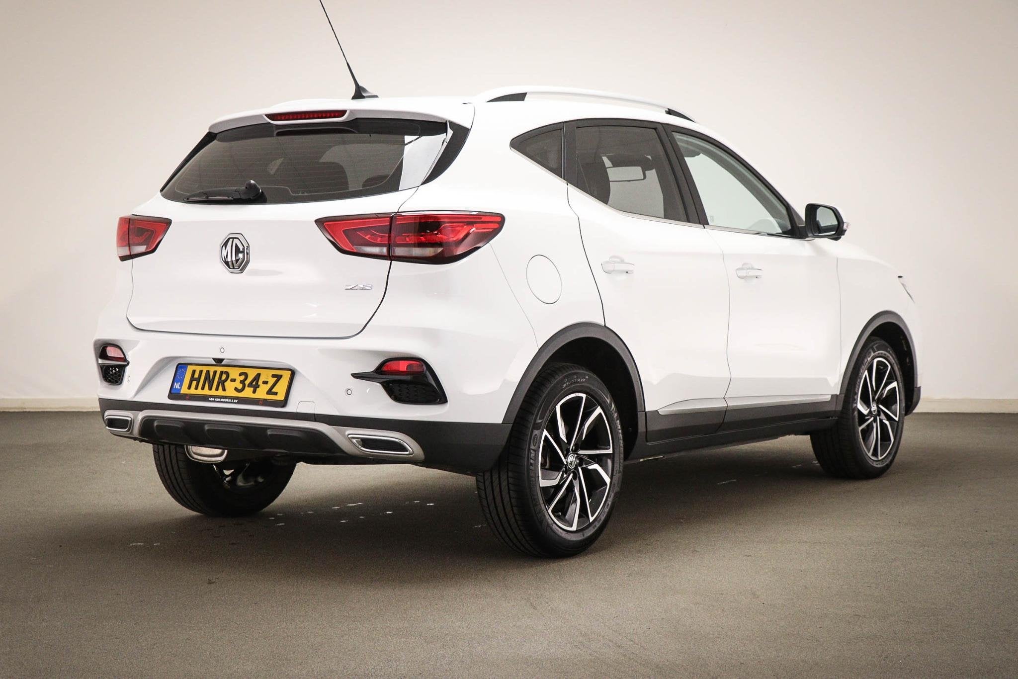 Mg ZS | STOELVERWARMING | DAB | APPLE | 360 CAMERA, Auto's, Automaat, Dealer onderhouden, Stof, Gebruikt