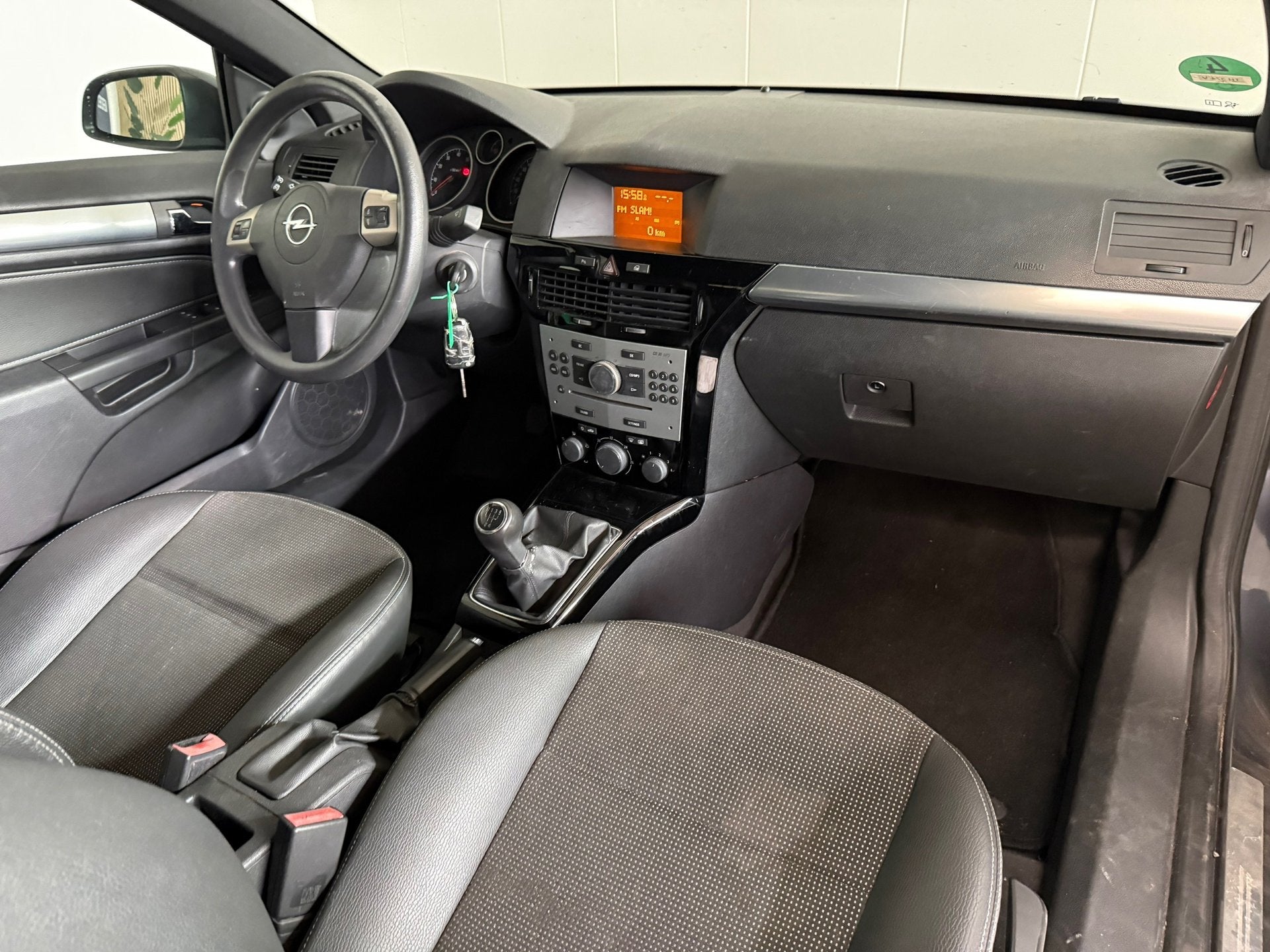 Opel Astra TwinTop 1.8 Enjoy Airco, LMV, Trekhaak DAK WERKT, Auto's, Gebruikt, 4 cilinders, Cabriolet, 1796 cc