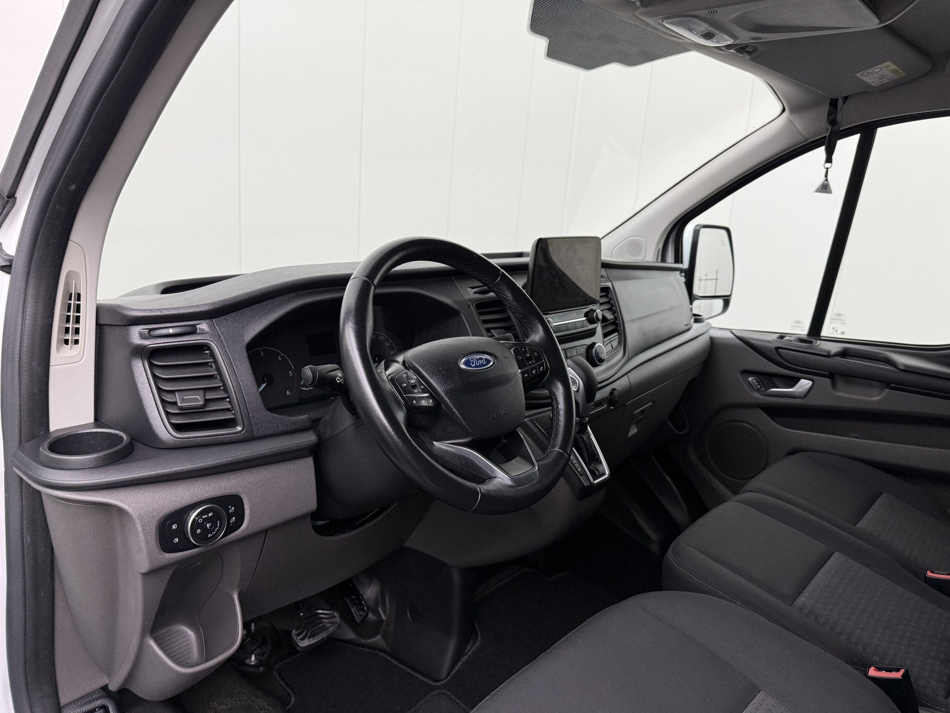 Ford Transit Custom 2.0TDCi 130PK Automaat | 2xSchuifdeur |, Dealer onderhouden, Stof, Gebruikt, 4 cilinders