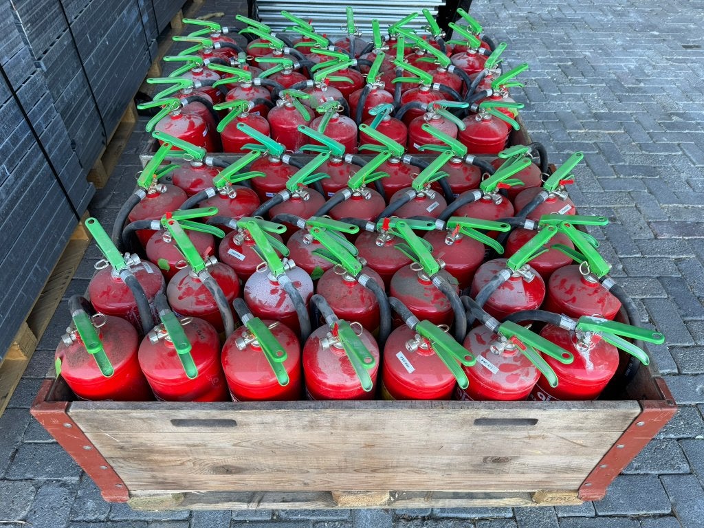100-150 brandblussers voor BHV oefening | schuim 6 liter, Ophalen, Gebruikt, Brandblusser