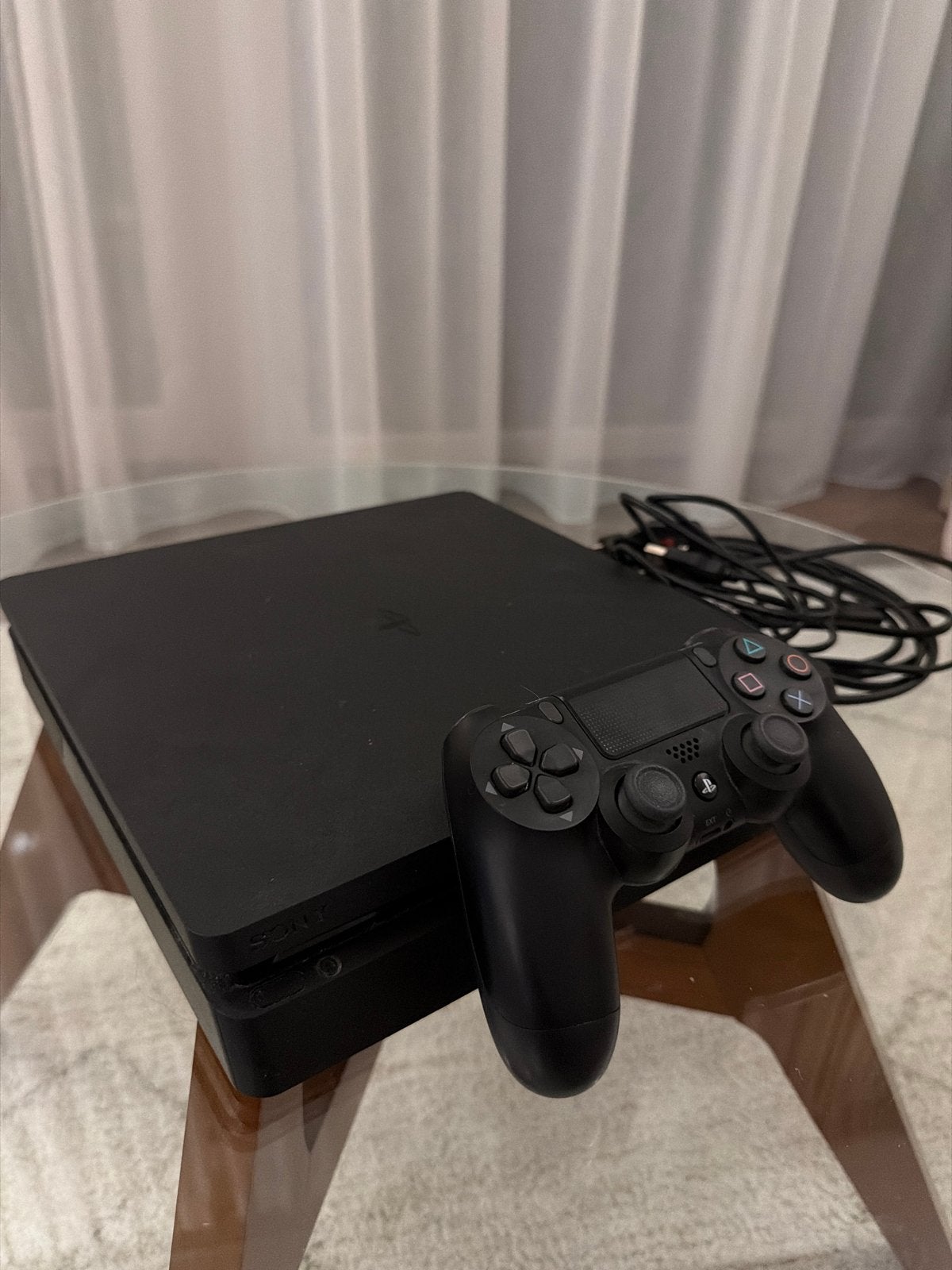 Sony PlayStation 4 Slim met 1 controller, Spelcomputers en Games, Spelcomputers | Sony PlayStation 4, Ophalen, 500 GB, Zo goed als nieuw