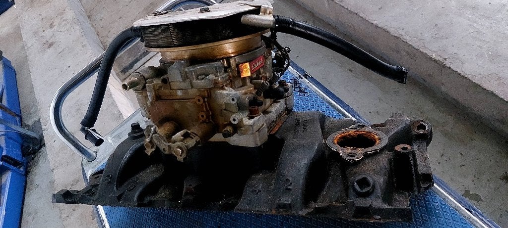 Carburateur met spruitstuk mercruiser V8 5ltr, Ophalen, Gebruikt, Motor en Techniek, Motorboot