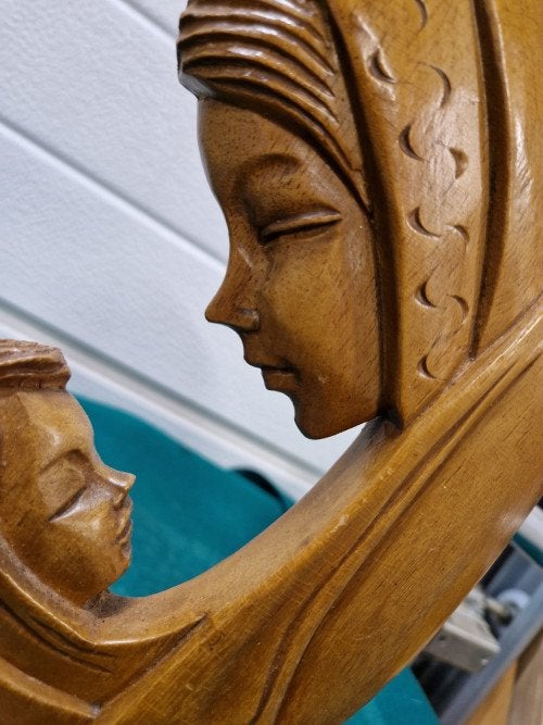beeld sculptuur moeder en kind houtsnijwerk, Verzamelen, Ophalen of Verzenden
