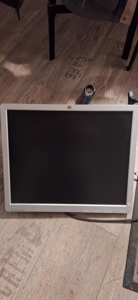 HP Compaq LA1951g Monitor - 19 inch, Computers en Software, Monitoren, Kantelbaar, Ophalen of Verzenden, HP, 60 Hz of minder