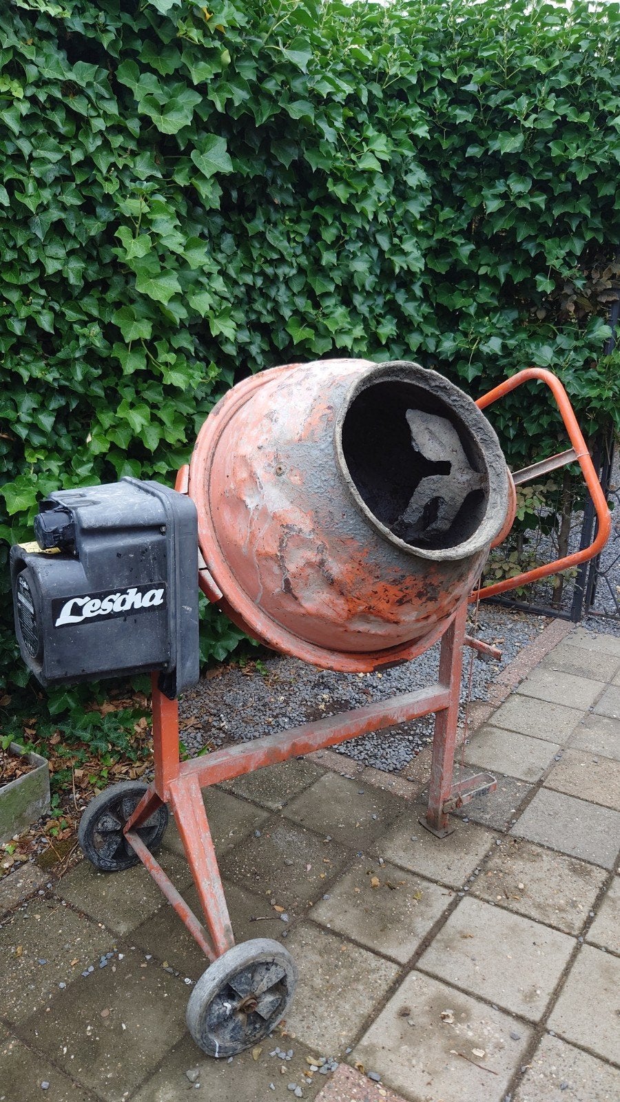 Lescha betonmolen SM 145 (recent defect), Doe-het-zelf en Verbouw, Ophalen