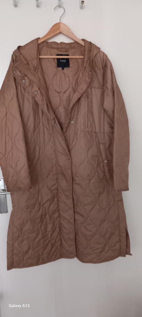 SORA Gewatteerde Jas met Capuchon - Maat L, Kleding | Dames, Jassen | Winter, Beige, Maat 42/44 (L), Ophalen of Verzenden, Zo goed als nieuw