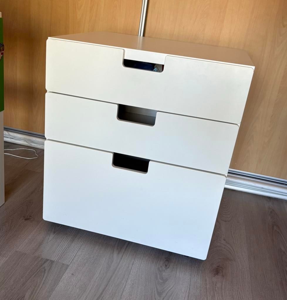 Ikea smastad ladekast/ ladekastje op wielen, Huis en Inrichting, Kasten | Ladekasten, Ophalen, 50 tot 100 cm, Zo goed als nieuw