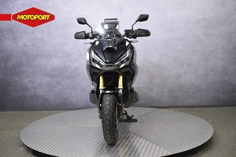 Honda X ADV (bj 2021), Info@motoportwormerveer.nl, Honda Motor Europe, Crystal Bldng B-Unit B11.2 Rivium Blv200
2909 LK  Capelle aan den IJsel, NL