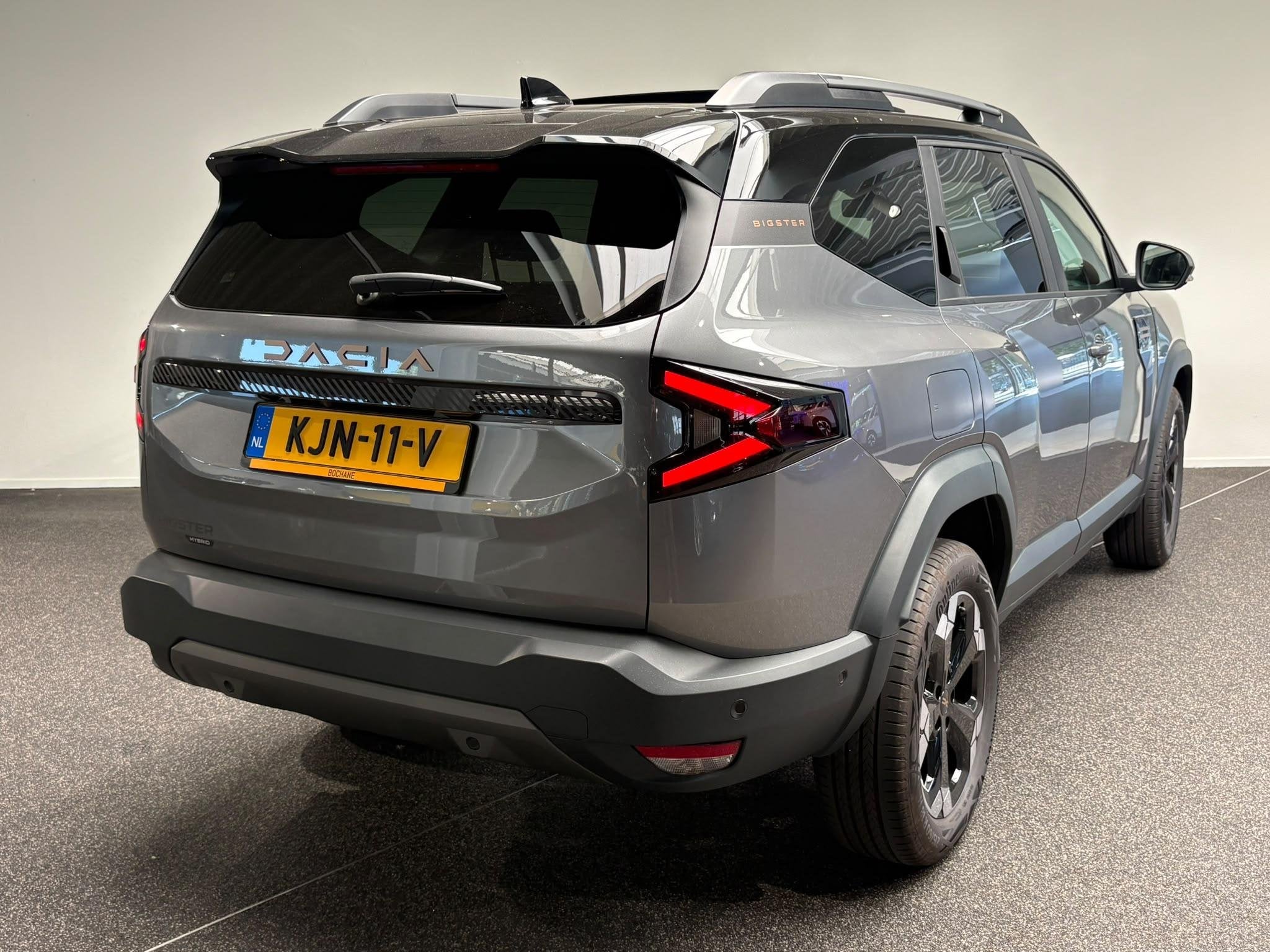 Dacia Bigster 1.8 Hybrid 155 Limited Edition | DEMO | Panora, Stof, Met garantie (alle), Origineel Nederlands, Bedrijf