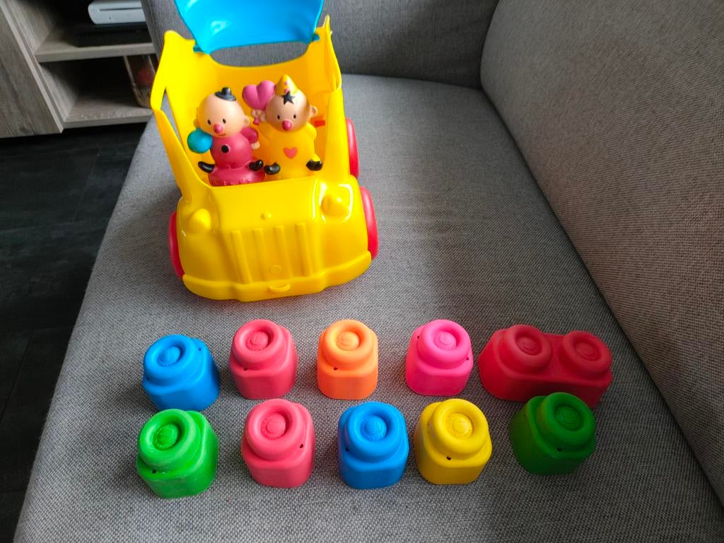 Bumba bus met figuren en blokken, Kinderen en Baby's, Speelgoed | Bouwstenen, Ophalen of Verzenden