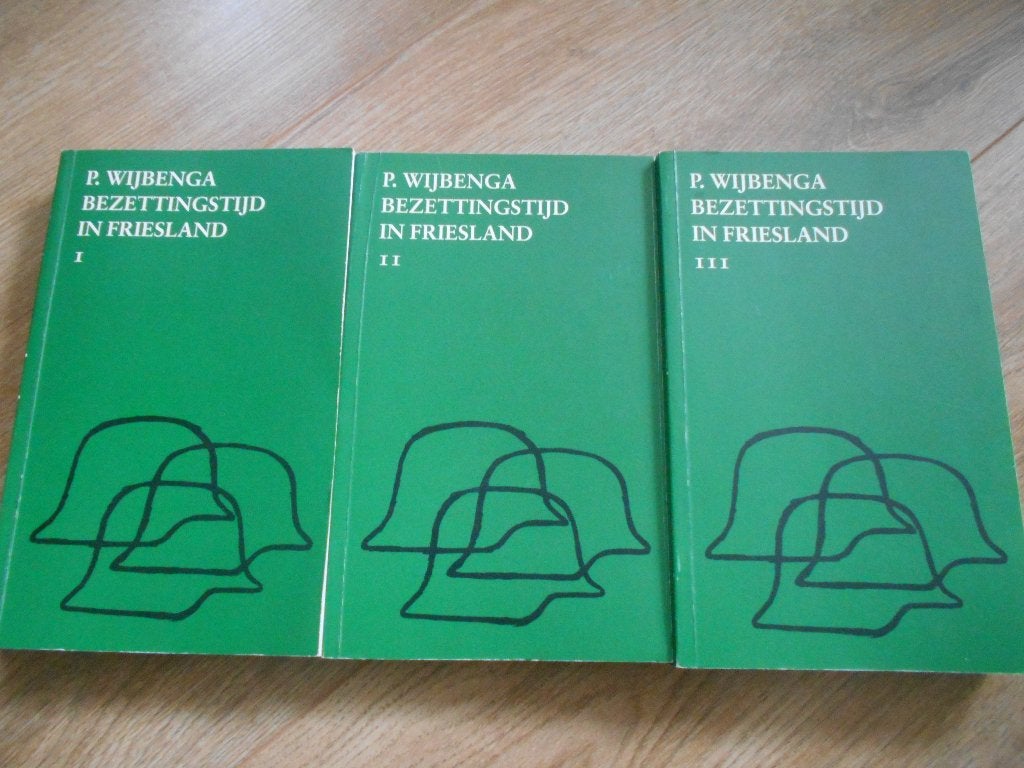 P. Wijbenga Bezettingstijd in Friesland Del I t/m IIi, Boeken, Oorlog en Militair, Ophalen of Verzenden, Tweede Wereldoorlog, Zo goed als nieuw
